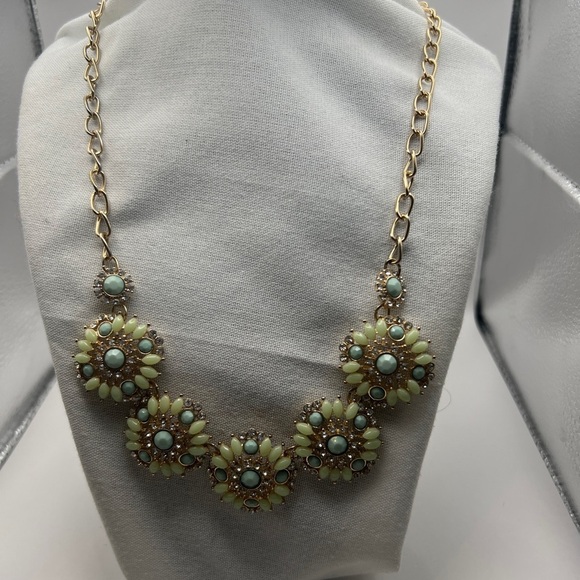2 statement necklaces - Picture 7 of 16